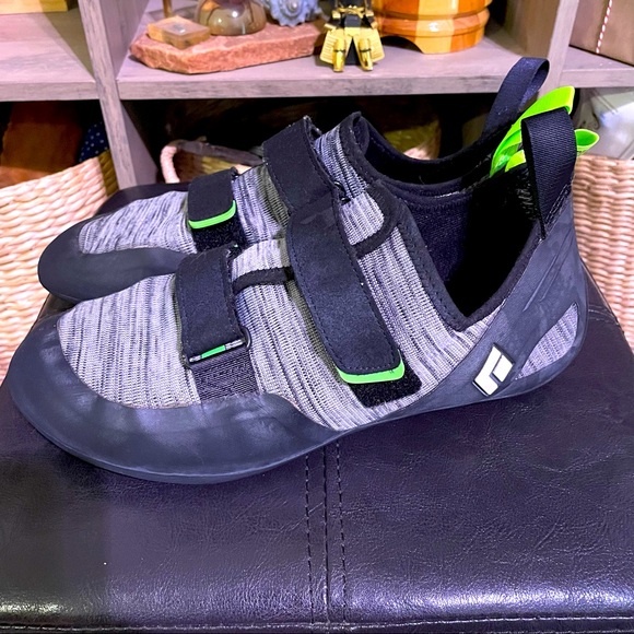Black Diamond Momentum climbing shoes SOLD! - Picture 1 of 8